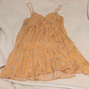 Adorable yellow sundress